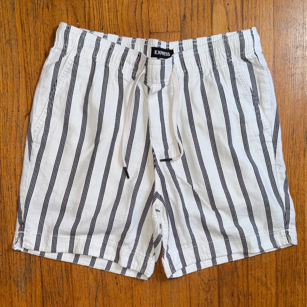 Express Men's Striped Linen Shorts